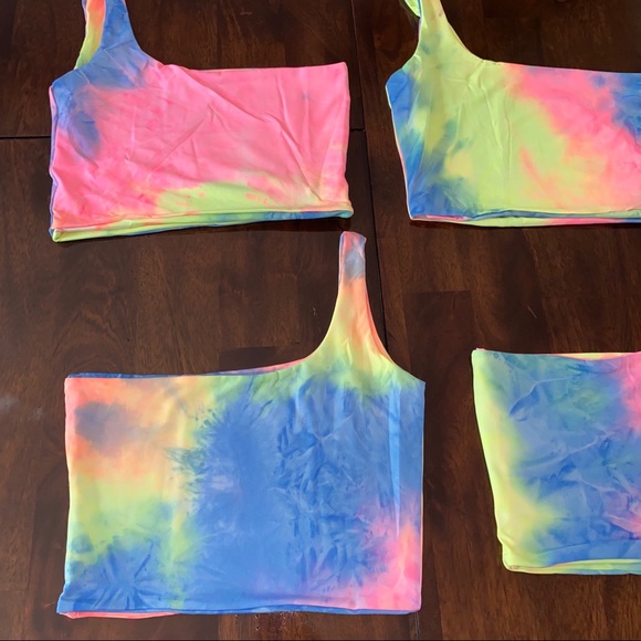 NEW! Tie Dye One Strap Tank Reversible Crop Top🌈 - Picture 6 of 8